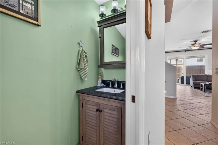 3009 Palmetto Oak Dr 103, Fort Myers, Florida 33916