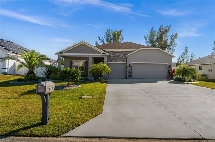 Modern Southwest Cape Coral curb appeal