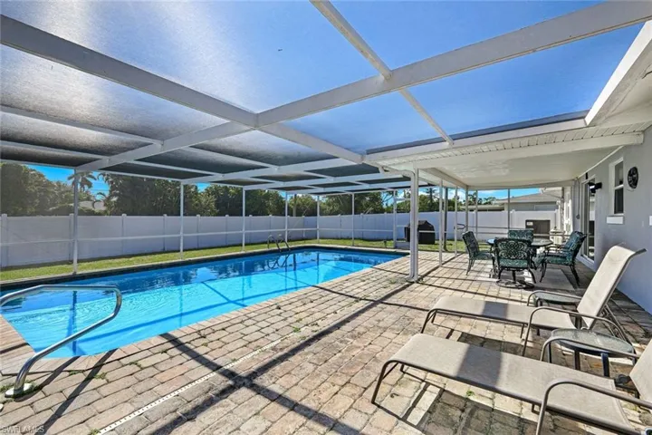 Enclosed Large Pool Area