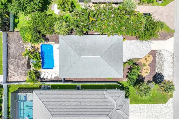 736 94th Ave N, Naples, Florida 34108