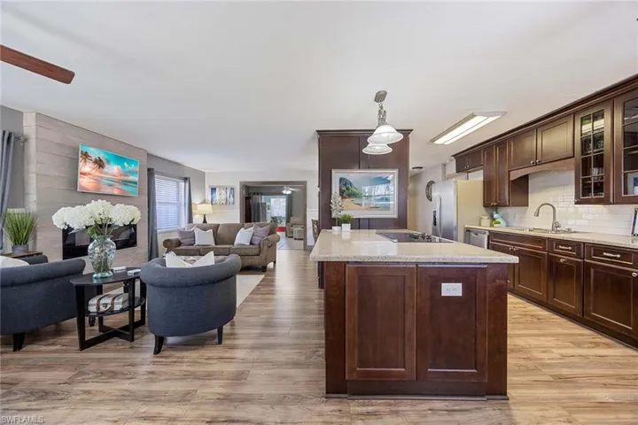 736 94th Ave N, Naples, Florida 34108