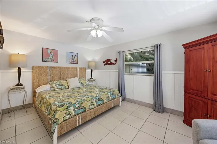 736 94th Ave N, Naples, Florida 34108