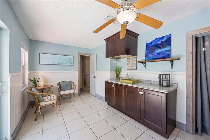 736 94th Ave N, Naples, Florida 34108