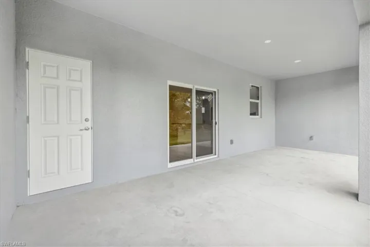 842  Sunrise  BLVD, Lehigh Acres, FL 33974