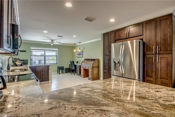 4622 SW Santa Barbara  PL, Cape Coral, FL 33914