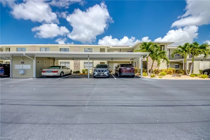 4622 SW Santa Barbara  PL, Cape Coral, FL 33914