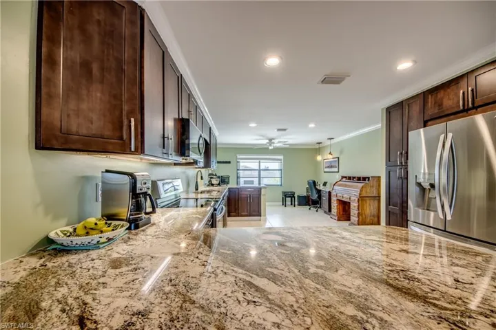 4622 SW Santa Barbara  PL, Cape Coral, FL 33914