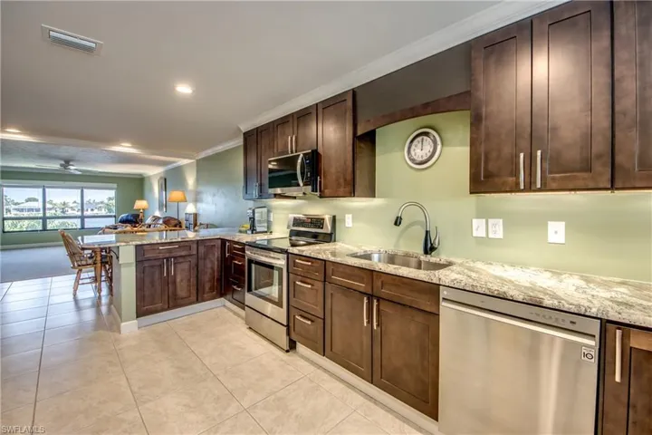 4622 SW Santa Barbara  PL, Cape Coral, FL 33914