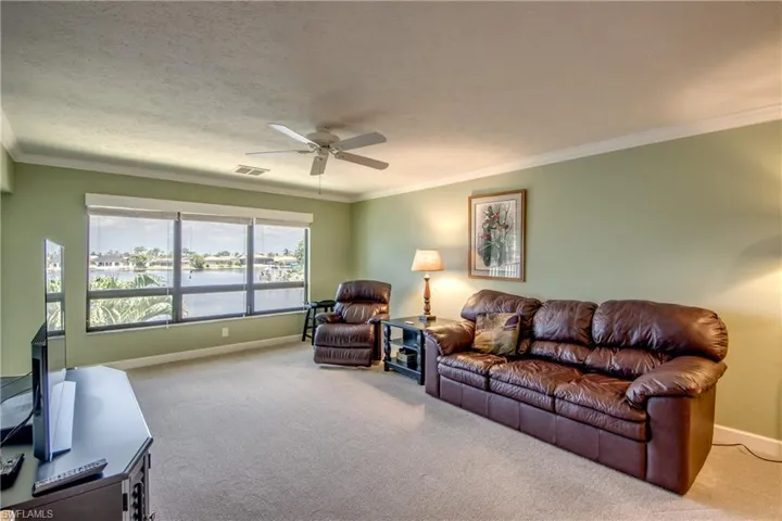 4622 SW Santa Barbara  PL, Cape Coral, FL 33914