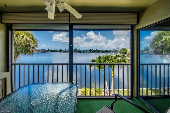 4622 SW Santa Barbara  PL, Cape Coral, FL 33914