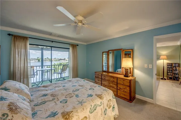 4622 SW Santa Barbara  PL, Cape Coral, FL 33914