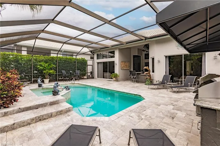 Pool & Spa