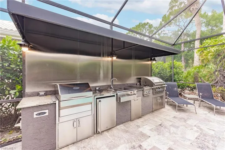 Outdoor Kitchen