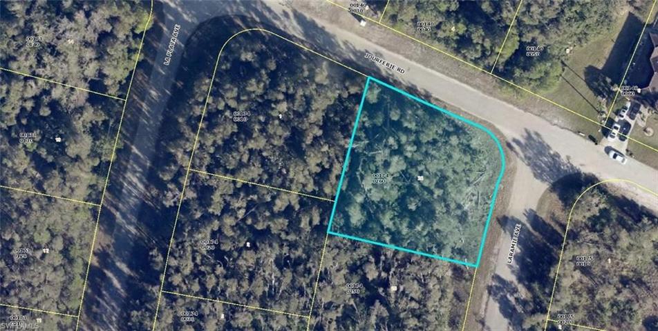 712 Laramie AVE, LEHIGH ACRES FL 33974