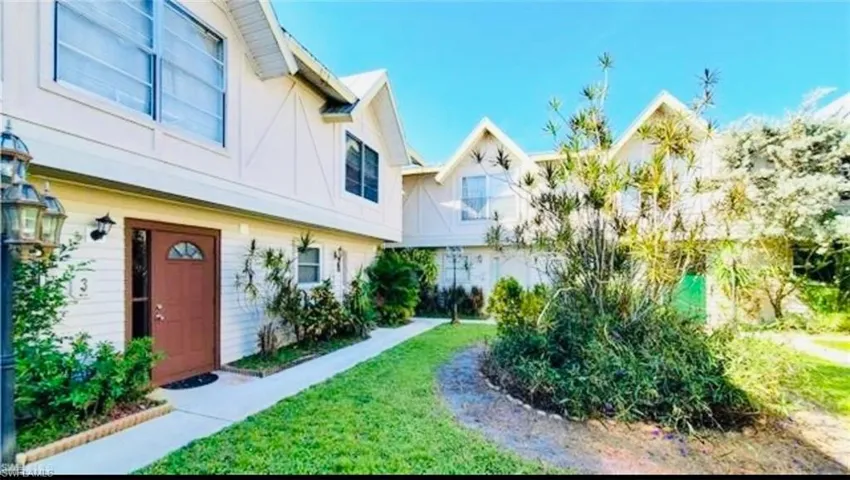 6324  Panther  LN, Fort Myers, FL 33919
