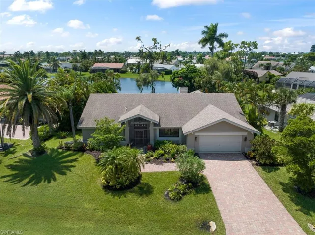 28561  Winthrop  CIR, Bonita Springs, FL 34134