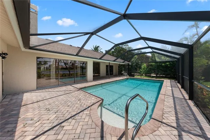 28561  Winthrop  CIR, Bonita Springs, FL 34134