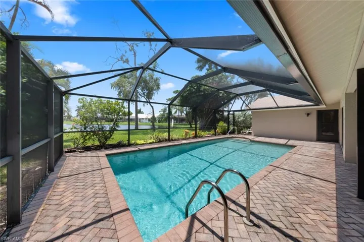 28561  Winthrop  CIR, Bonita Springs, FL 34134