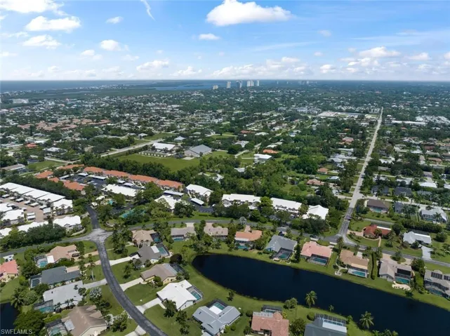 28561  Winthrop  CIR, Bonita Springs, FL 34134