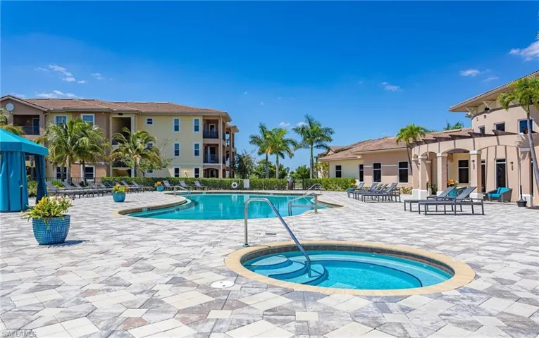 12081 Summergate Cir 204, Fort Myers, Florida 33913