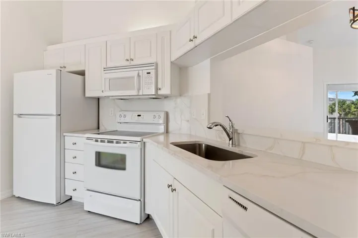 12081 Summergate Cir 204, Fort Myers, Florida 33913