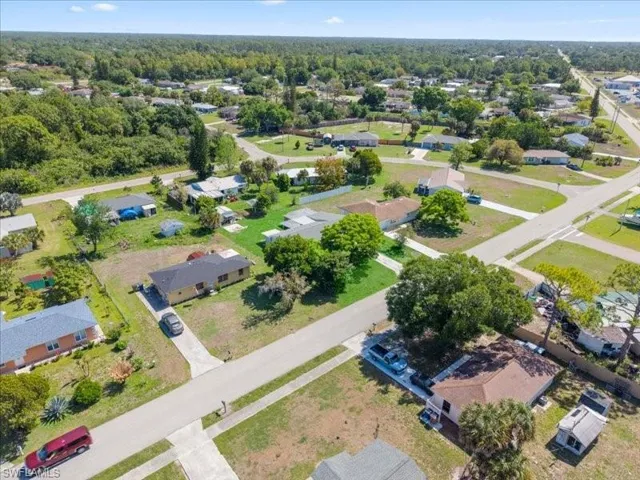 121 E 3rd St, Lehigh Acres, Florida 33936