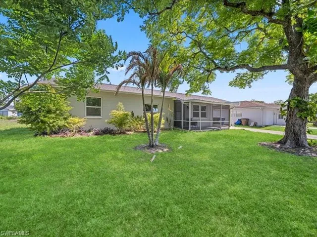 121 E 3rd St, Lehigh Acres, Florida 33936