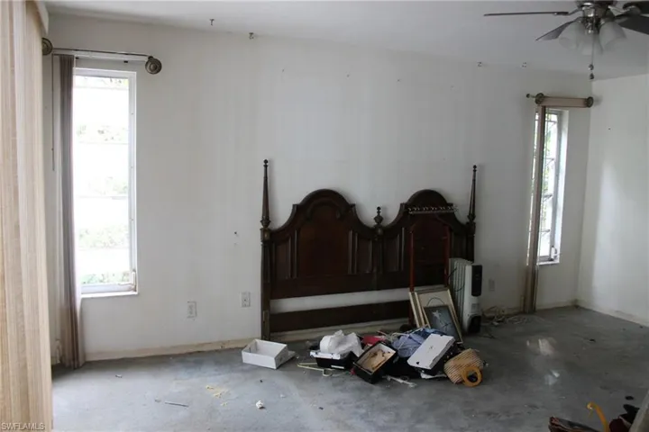 Bedroom with ceiling fan
