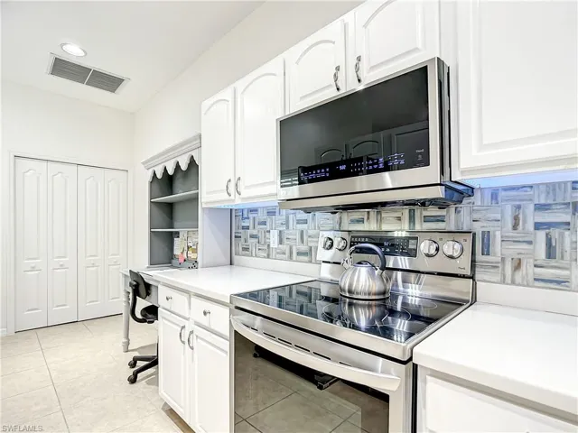 3621  Rue Alec  LOOP, North Fort Myers, FL 33917