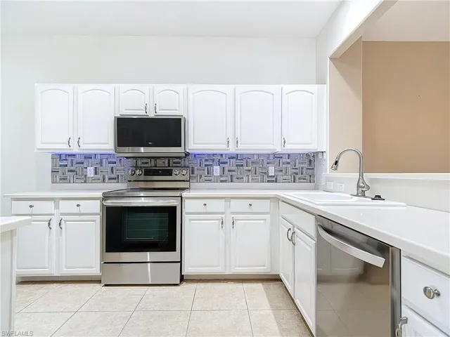3621  Rue Alec  LOOP, North Fort Myers, FL 33917