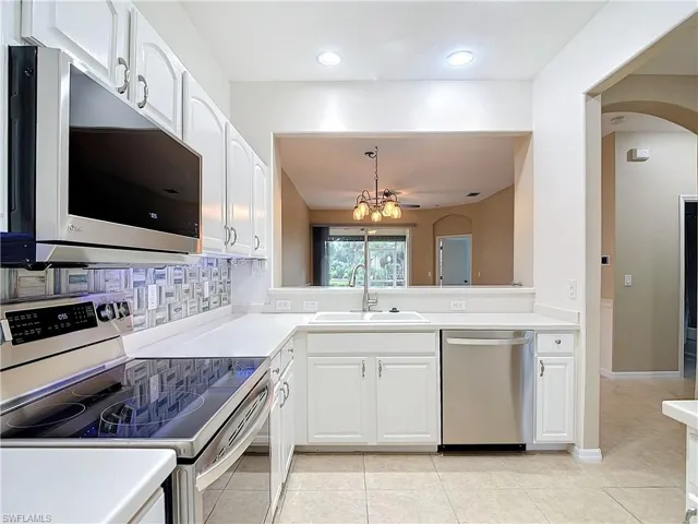 3621  Rue Alec  LOOP, North Fort Myers, FL 33917