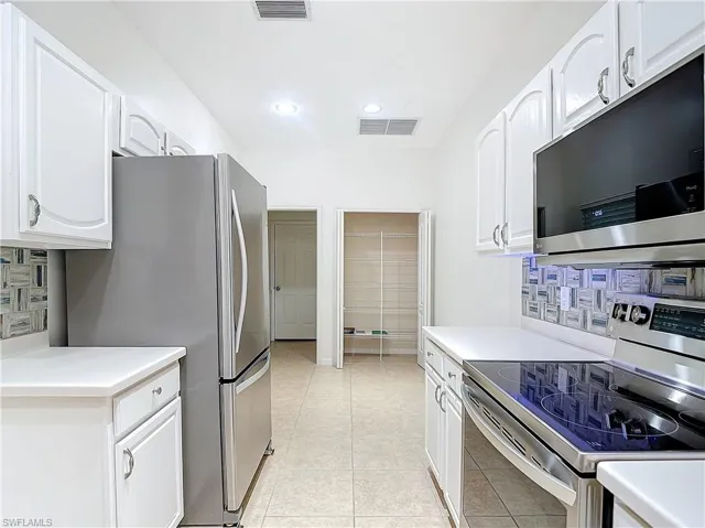 3621  Rue Alec  LOOP, North Fort Myers, FL 33917
