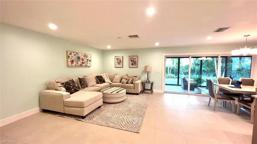 4836 Napoli Dr, Naples, Florida 34103