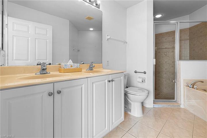 4204 Liron AVE # 101, FORT MYERS FL 33916