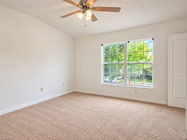 30324 Elderwood Dr, Wesley Chapel, Florida 33543
