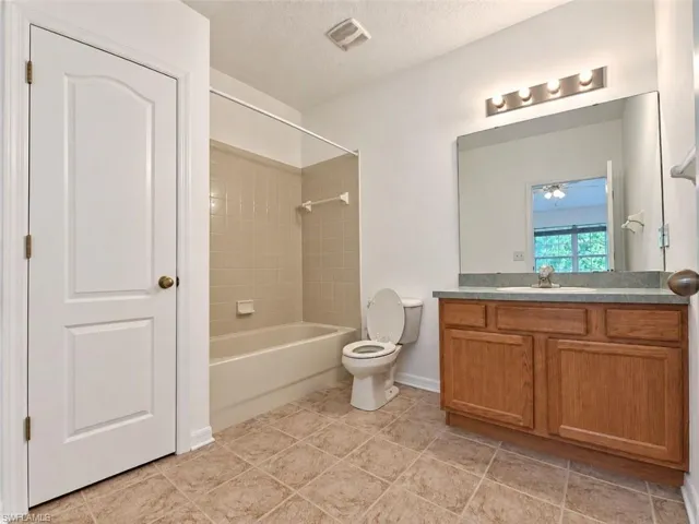 30324 Elderwood Dr, Wesley Chapel, Florida 33543
