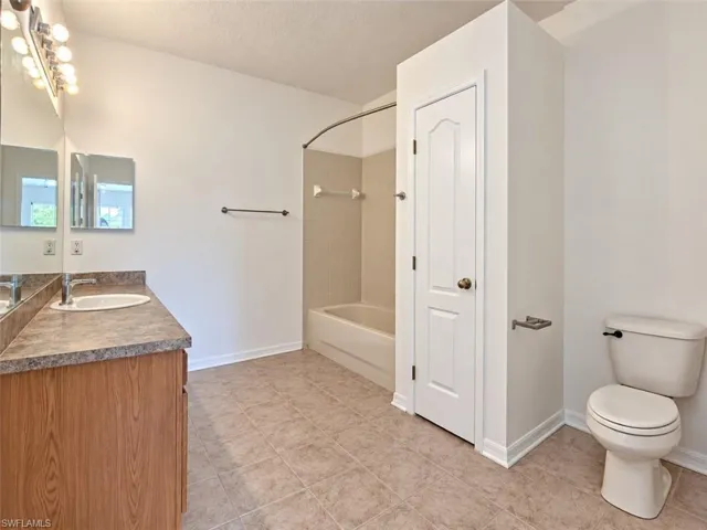 30324 Elderwood Dr, Wesley Chapel, Florida 33543