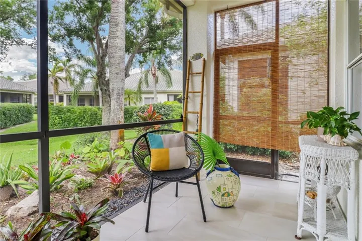 849  Vistana  CIR, Naples, FL 34119