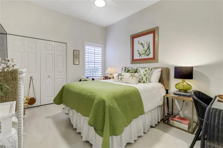 849  Vistana  CIR, Naples, FL 34119