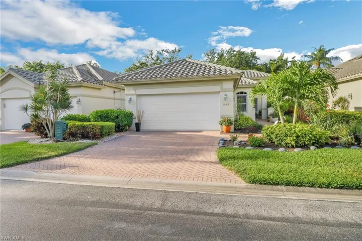 849  Vistana  CIR, Naples, FL 34119