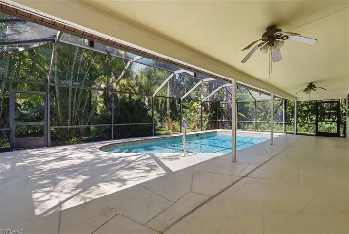 2604 E 6th St, Lehigh Acres, Florida 33936