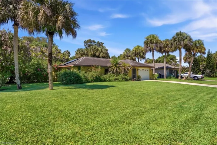 2604 E 6th St, Lehigh Acres, Florida 33936