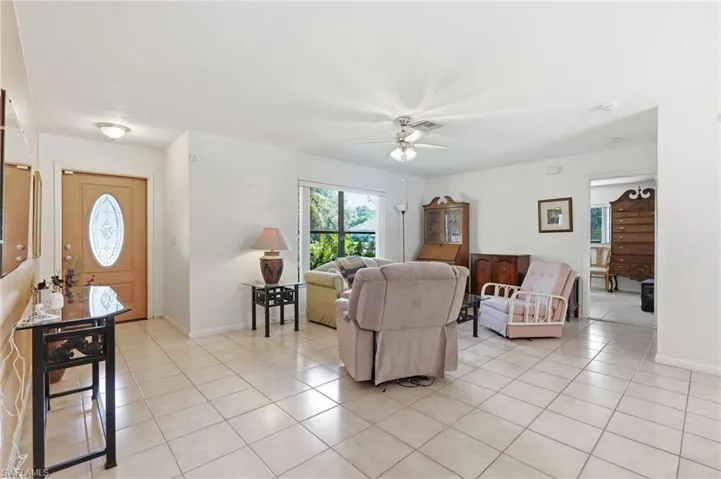 2604 E 6th St, Lehigh Acres, Florida 33936