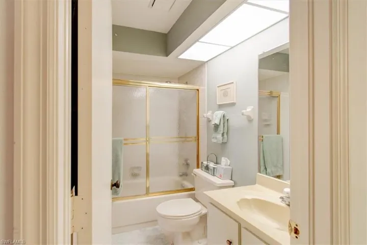 GUEST BATH