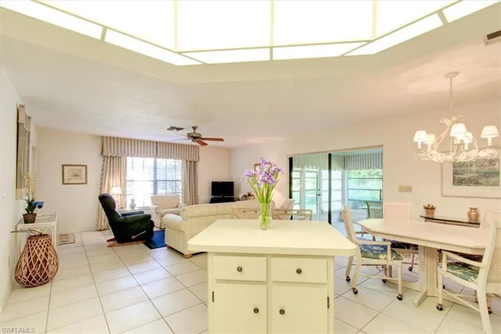 KITCHEN ISLAND