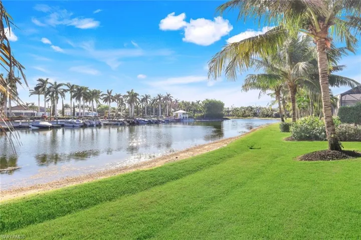 Backyard water views and close proximity to park your boat!