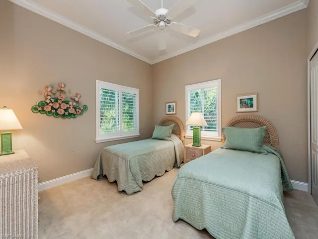 7638  Pebble Creek  CIR, Naples, FL 34108