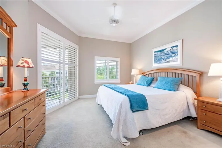 7638  Pebble Creek  CIR, Naples, FL 34108