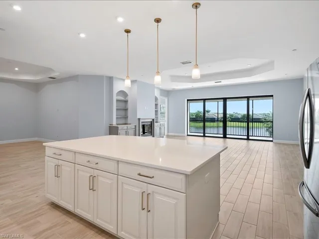 15244 Zeno Way 203, Naples, Florida 34114