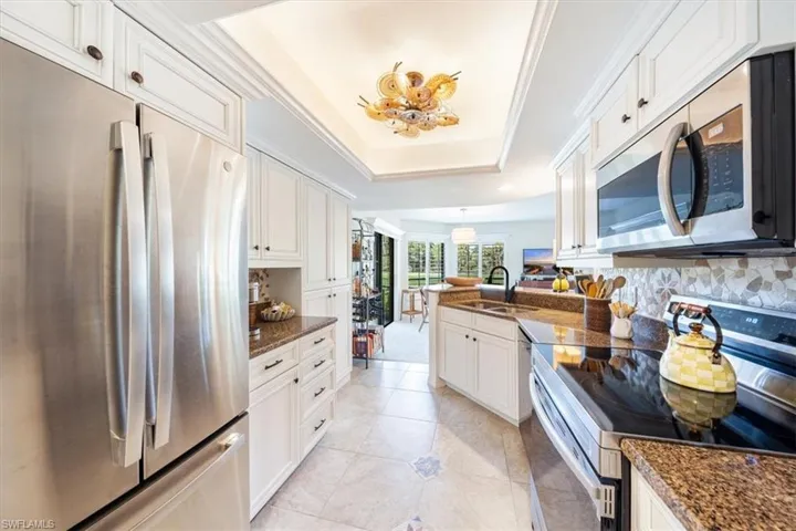 792  Eagle Creek  DR, Naples, FL 34113